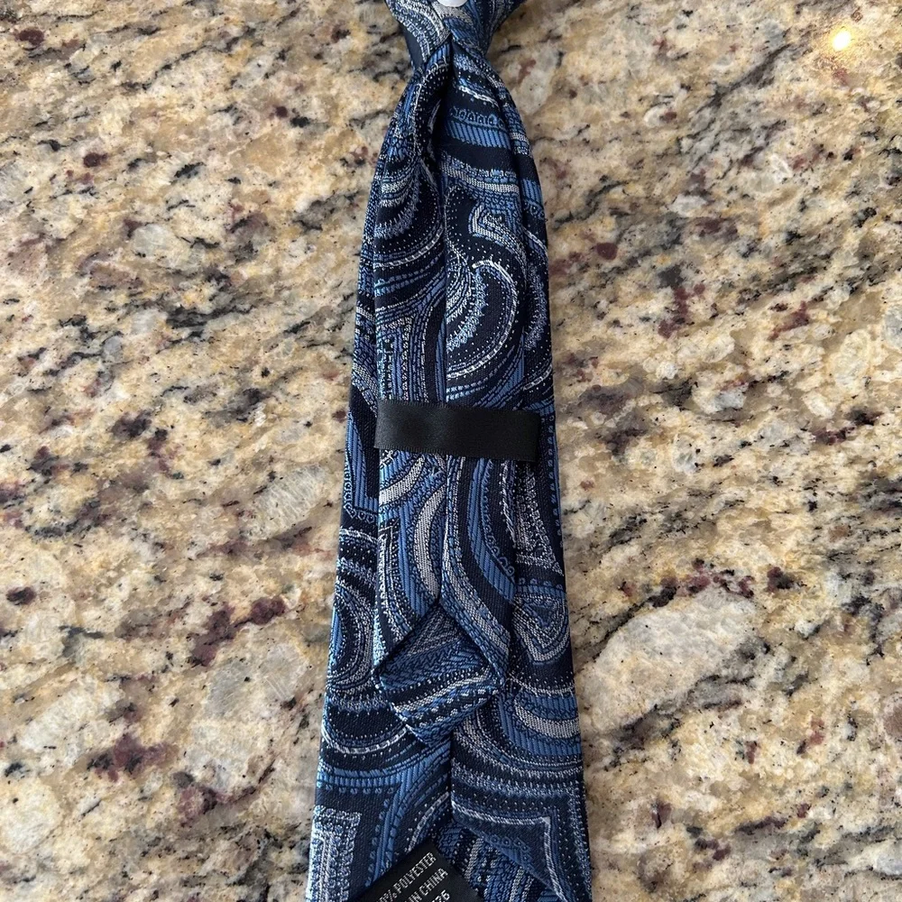 Clip on Paisley Tie